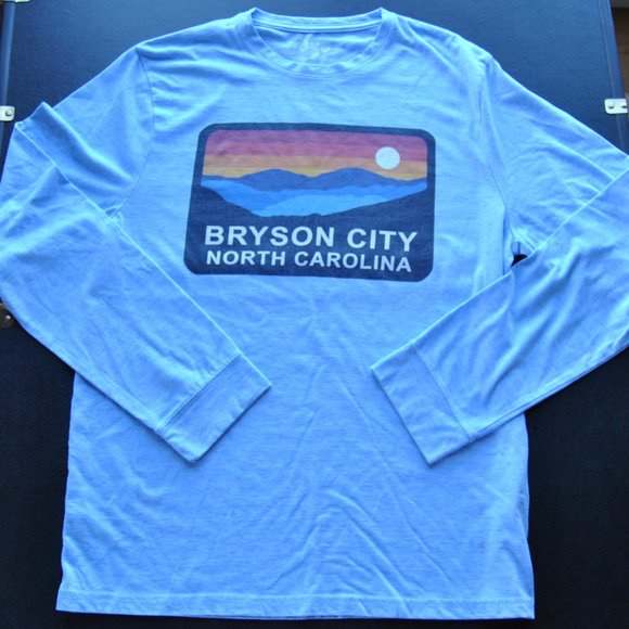 League Other - Bryson City North Carolina Long Sleeve T-shirt Size: Large
